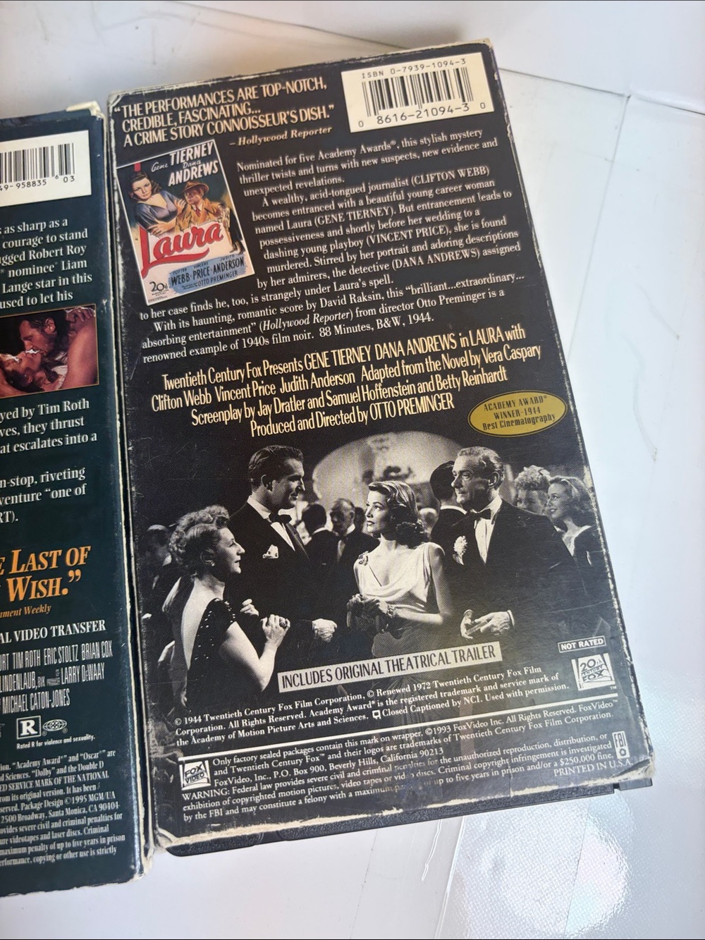 Lot of Vintage VHS Tapes - Rob Roy, Laura, and Where the Red Fern Grows - Picture 4 of 11